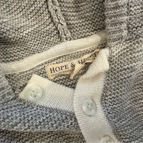 HUGE LOT Boys Size 6 7 8 S M GAP TEA H&M J.CREW NIKE Jeans Pants Sweatshirts - Picture 11 of 16